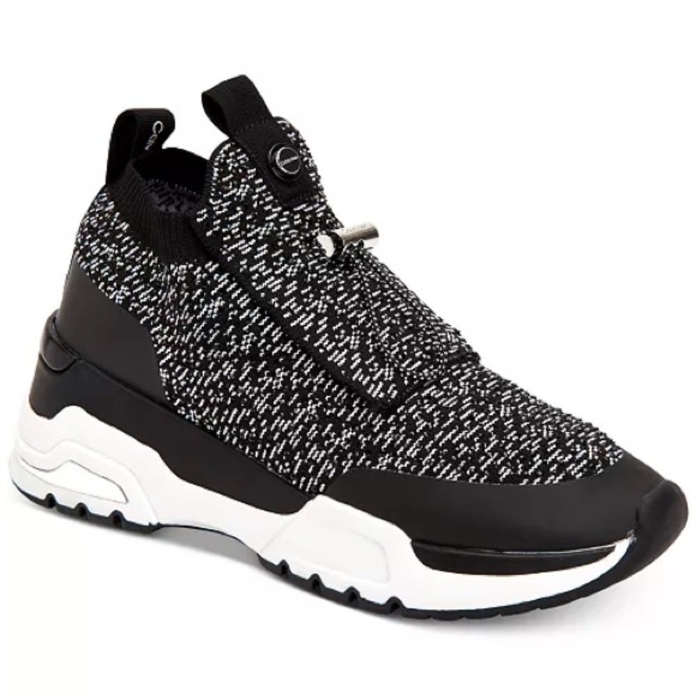 Women's Hue Sneakers